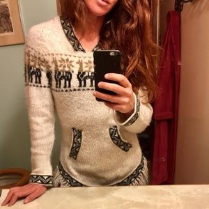 100% Alpaca Sweater